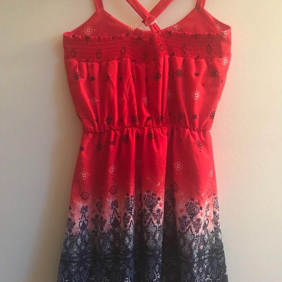 Dress - Picture 3 of 4